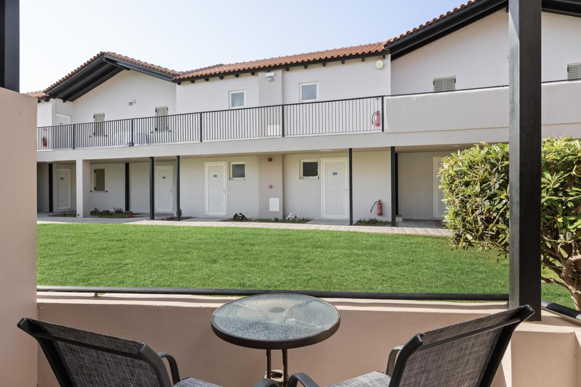 Suite Familiare con Vista Giardino